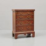 1086 2308 CHEST OF DRAWERS